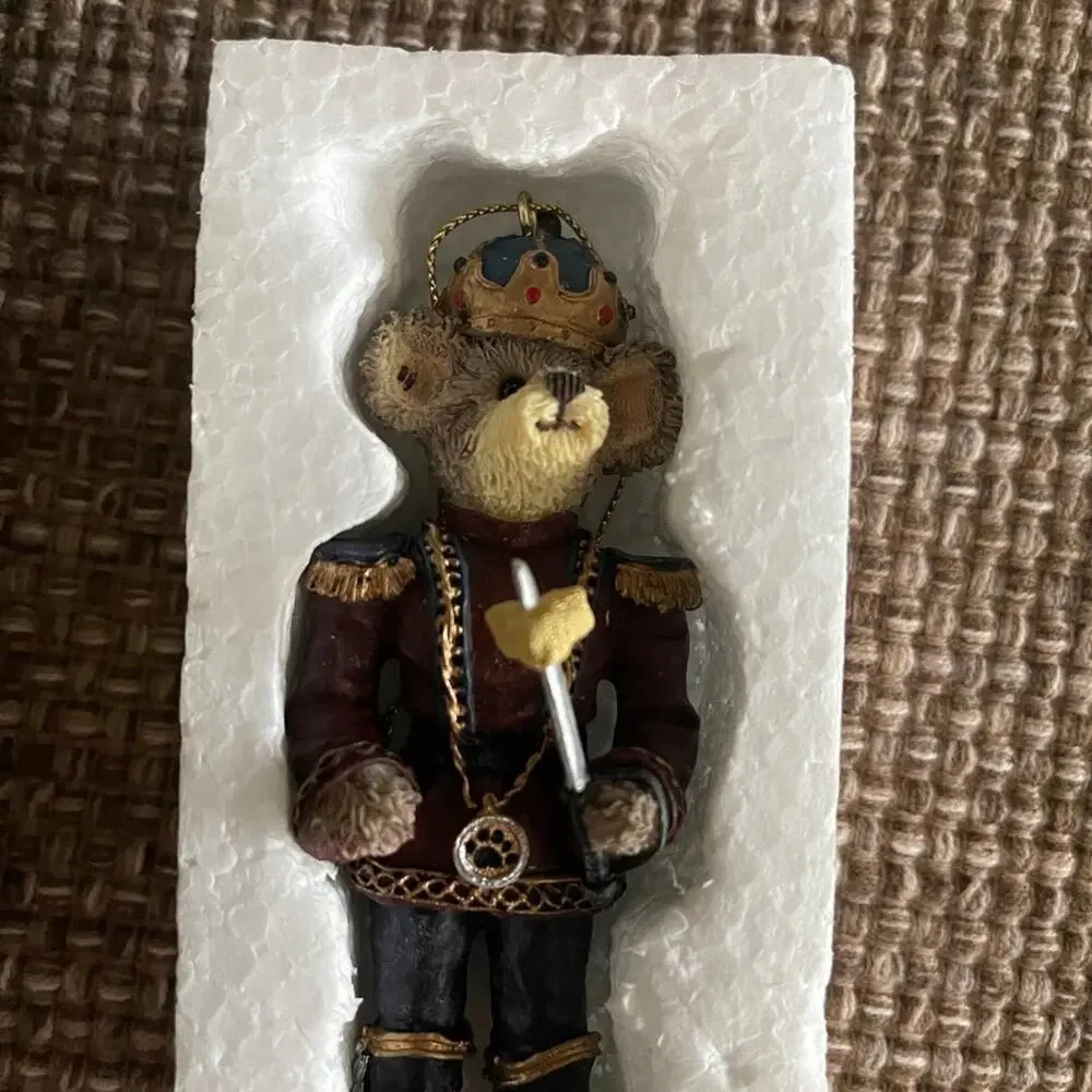 Vintage Boyds Bears Christmas ornament in box N. Mouseking Bearstone mouse 2000